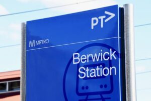 Buses to replace trains between Berwick and East Pakenham Station