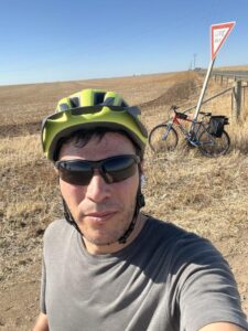 Riding 4000 km for refugees’ education