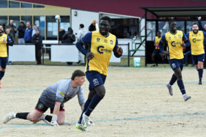 Pakenham take out premiership