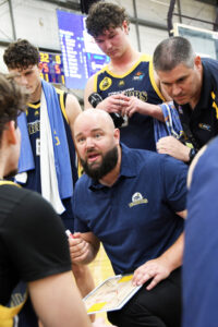 Venning wins second consecutive top honour as coach