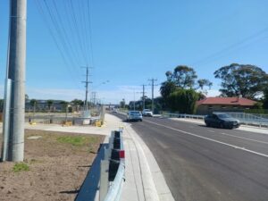 Racecourse Road back open