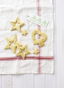 Crunchy lemon and polenta shortbread