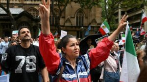 Iranian diaspora concerned as anti-government protests continues