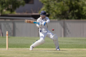 Roos bound into decider